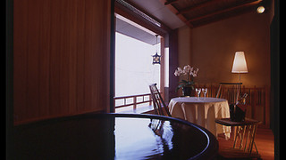 カップルにお奨め!!半露天風呂付きダブルルーム 『かえで』 [デラックス] [ダブルルーム] [シティビュー]