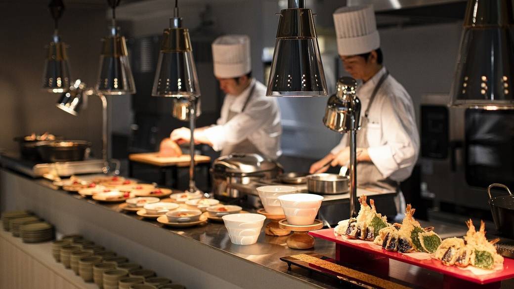 ビュッフェ ディナー / 1