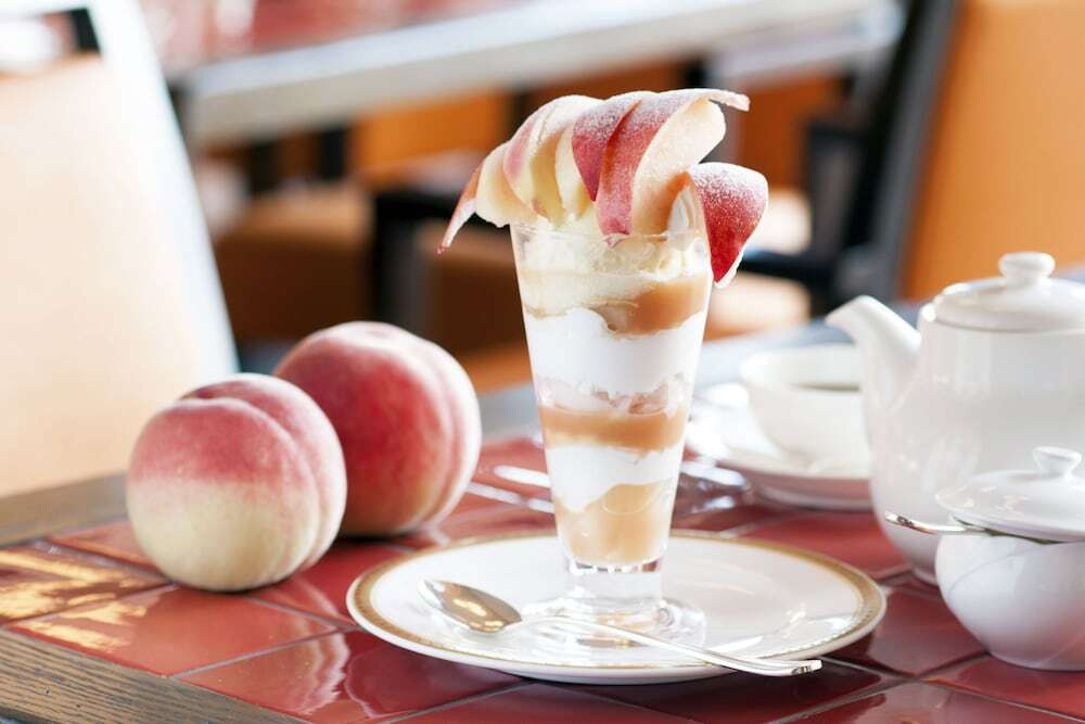 フルーツ王国・山梨の旬をパフェで味わうホテル3483836