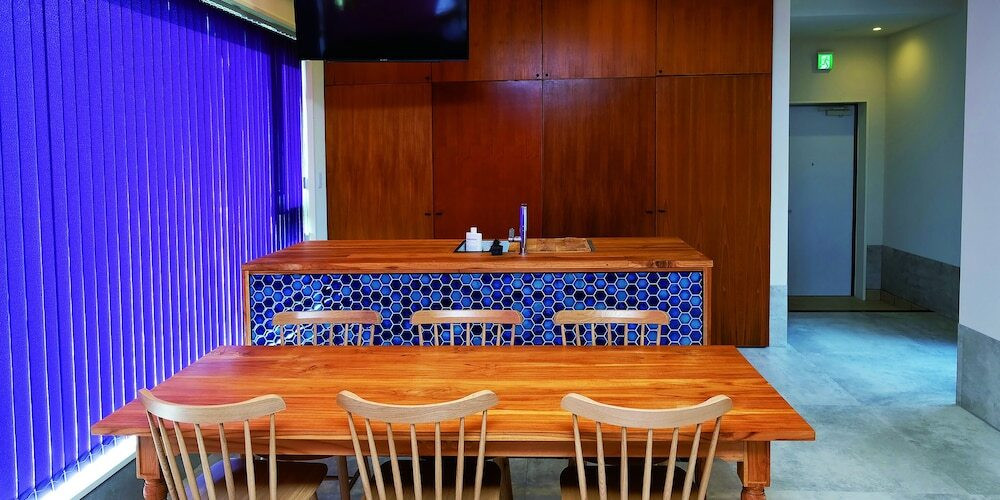 客室内のダイニングエリア