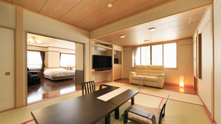 デラックス スイート ベッド (複数台) 禁煙 専用バスルーム