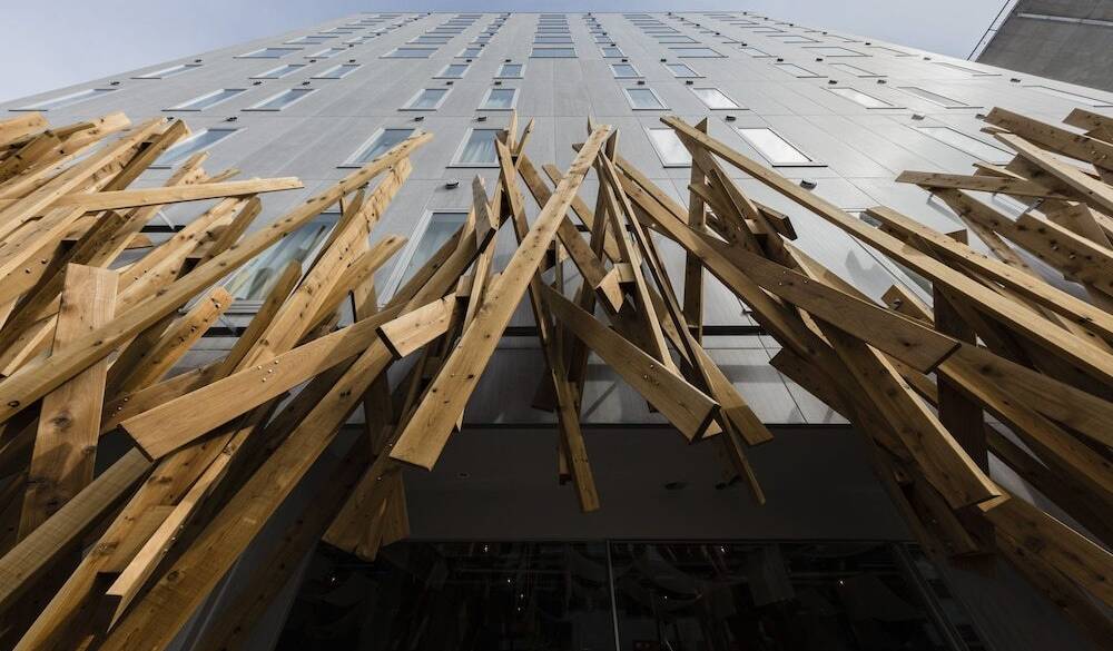 インパクト大な外観！
デザイン性を堪能 / 1