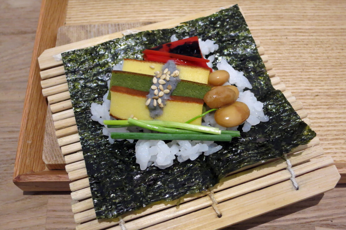 「AWOMB」料理 691696 手織り寿し膳（手巻き寿司のようにしていただく、2014年8月）