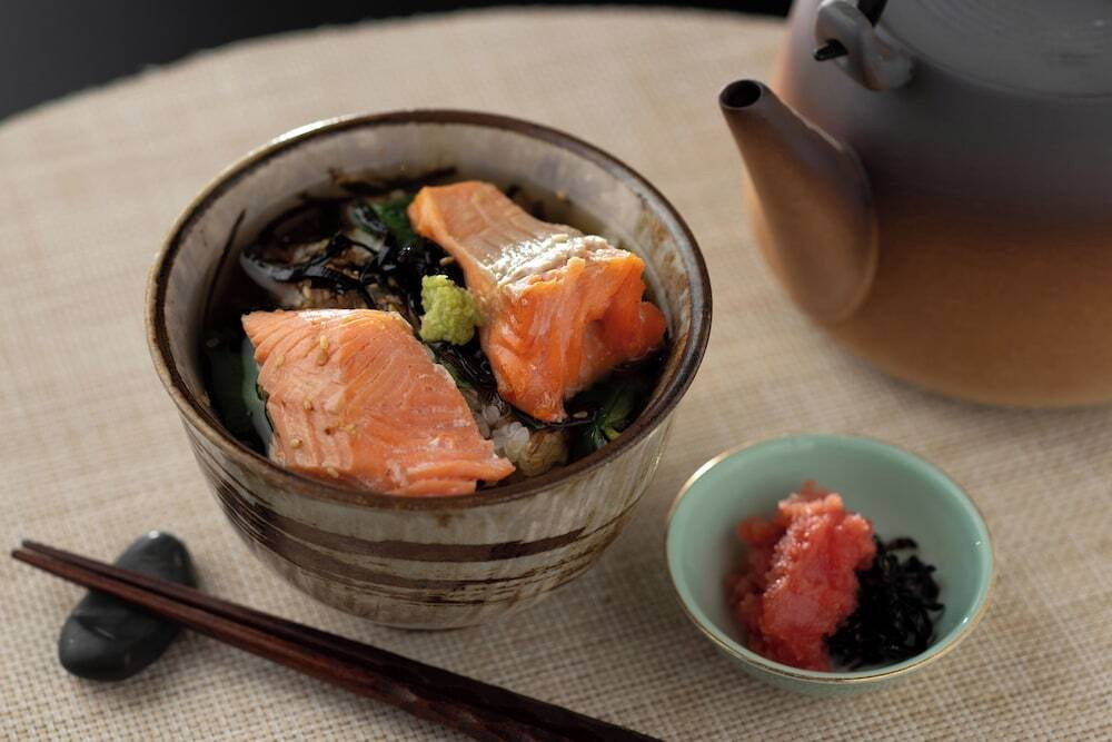 朝食