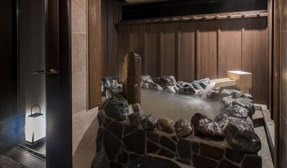 貸切風呂 岩の湯 / 3