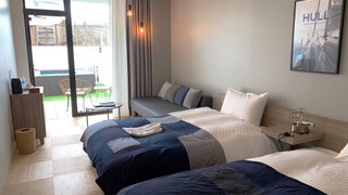 102 (禁煙)ガーデンツイン&ソファーベッド(シャワーのみ)