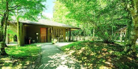 全室源泉掛け流し温泉付離れの旅館 四季の杜 紫尾庵