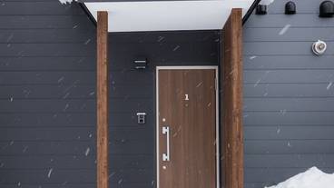 施設の入り口 / 3