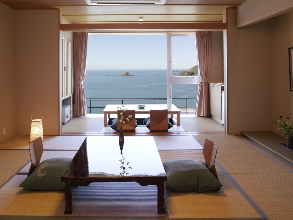 夕陽に染まる日本海を堪能できる大浴場！水族館も楽しんじゃおう♪3408514