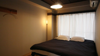 スタンダード ツインルーム キングベッド１台