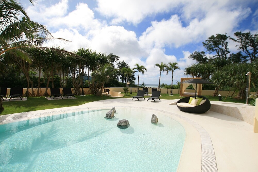 国頭郡恩納村3498864