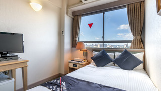 Semi Double Room (Smoking)