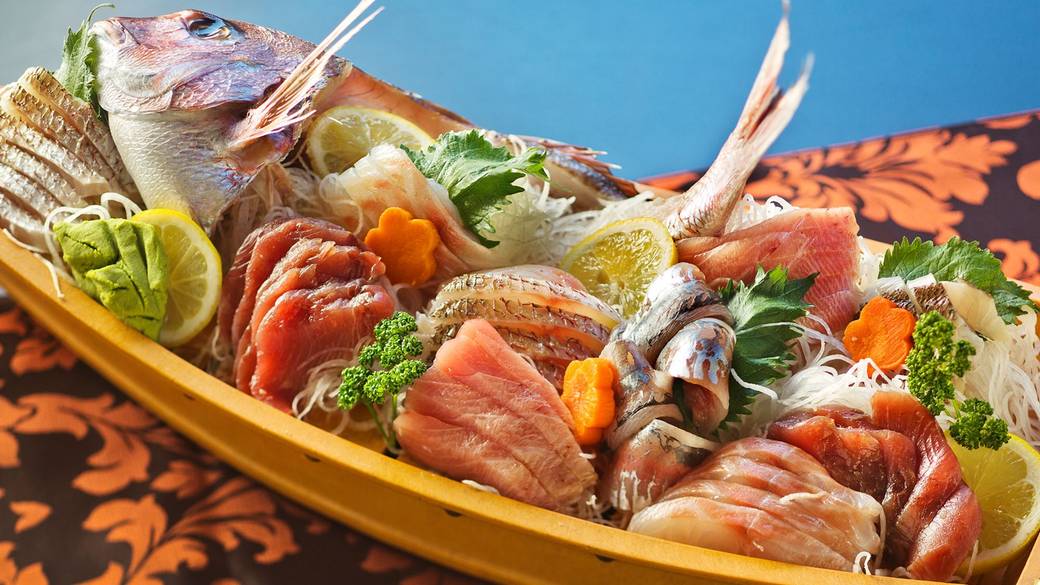 新鮮な魚介やお肉を
香ばしい炉端焼きで / 3