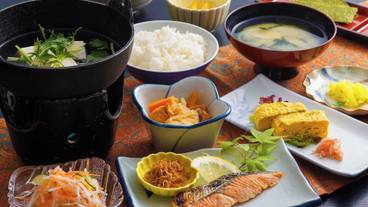 朝食 / 3