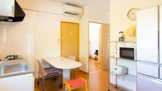 共同ドミトリー