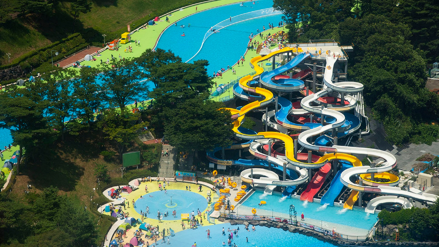 「⻄武園ゆうえんち」のすぐ隣！多摩湖畔に佇む緑に囲まれたホテル4257963