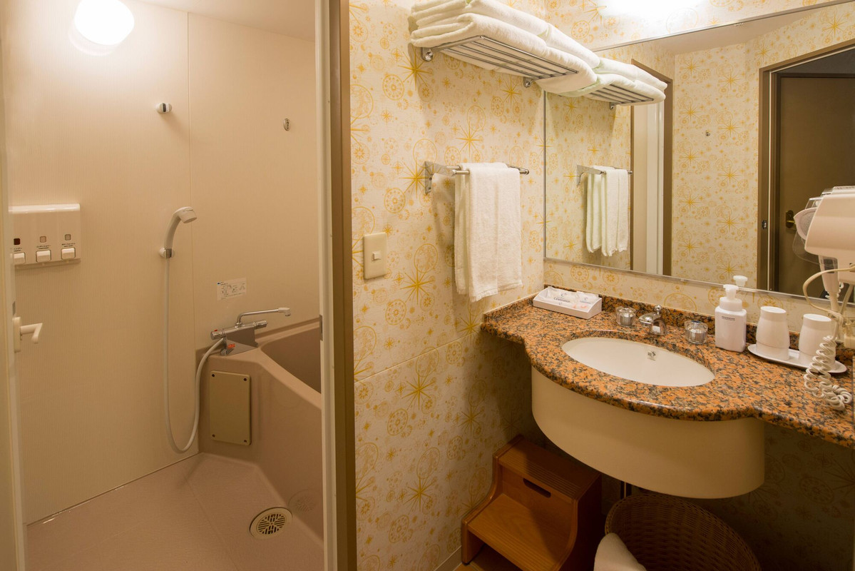 "ディスカバー"バスルーム