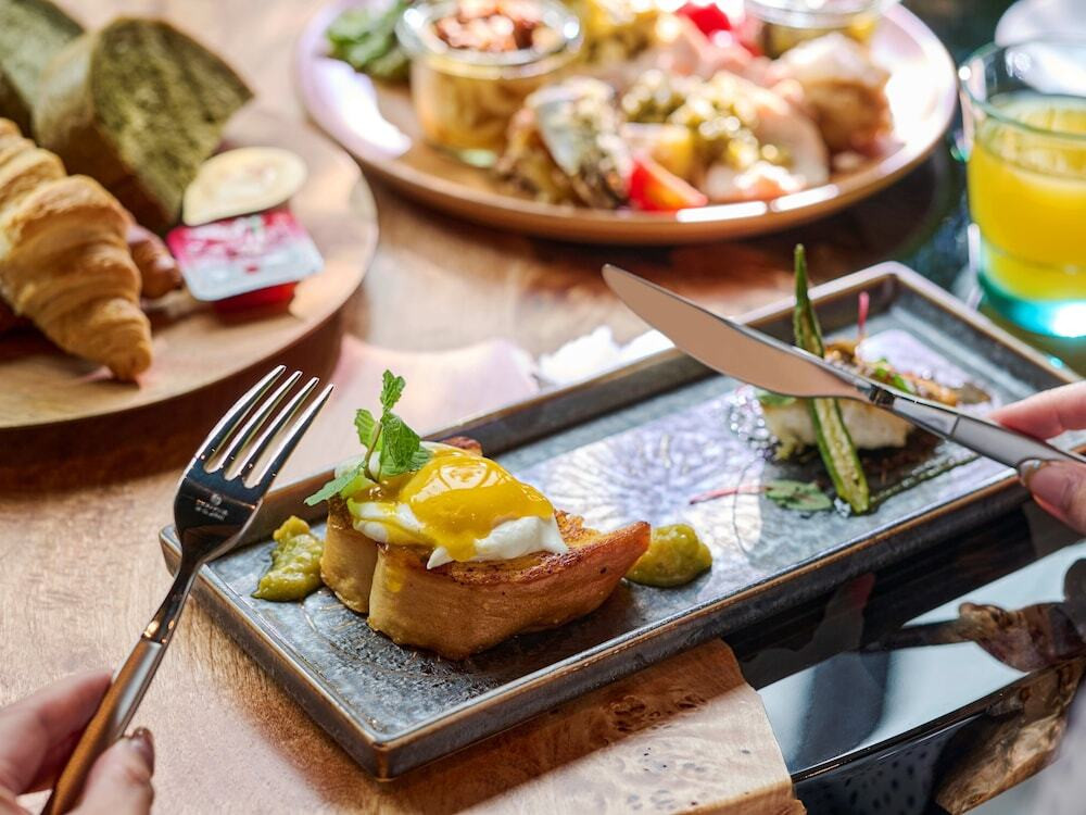 大浴場やサウナ付き。朝食のバリエーションも豊か3928192