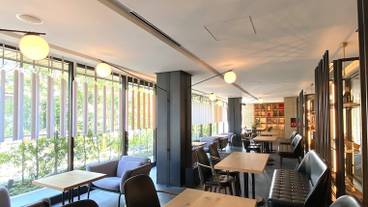 ロビー応接スペース / 13