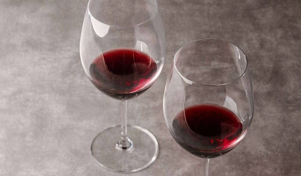 ラウンジのワイン① / 2