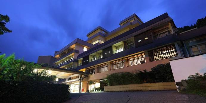 越後湯沢温泉 水が織りなす越後の宿 ホテル双葉（新潟県 旅館） / 1