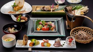 食事・飲み物 / 9