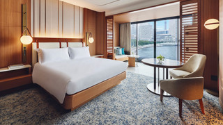 クラシック ルーム キングベッド 1 台 (Minatomirai View)