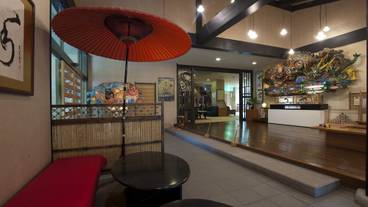 内部エントランス / 2