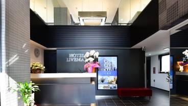 内部エントランス / 2