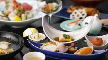 食事・飲み物 / 9