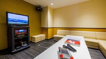 カラオケ ルーム / 6