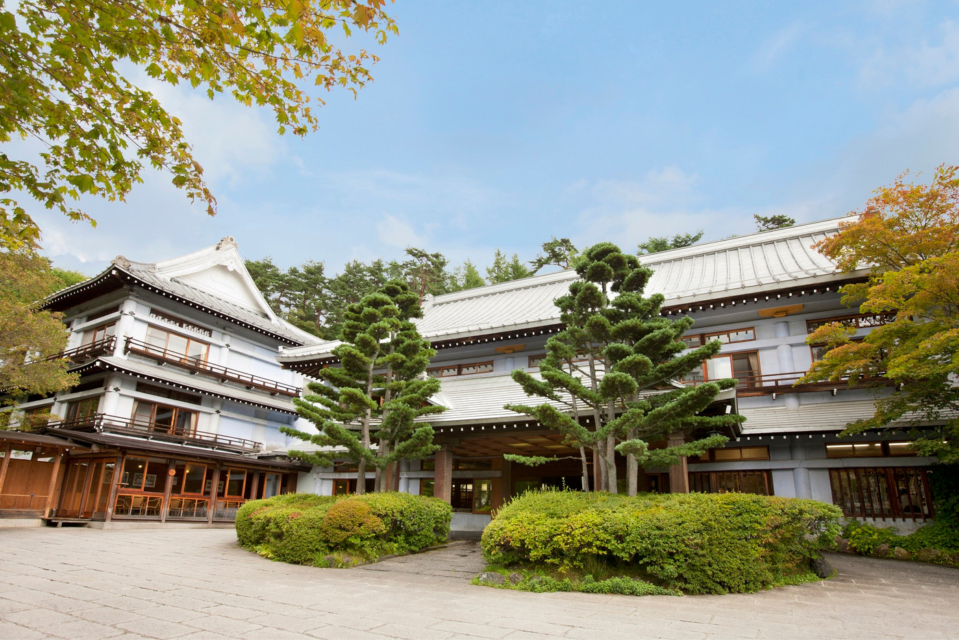 大正2年創業、新旧の趣が調和する老舗旅館3653096