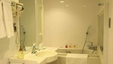 バスルーム / 13