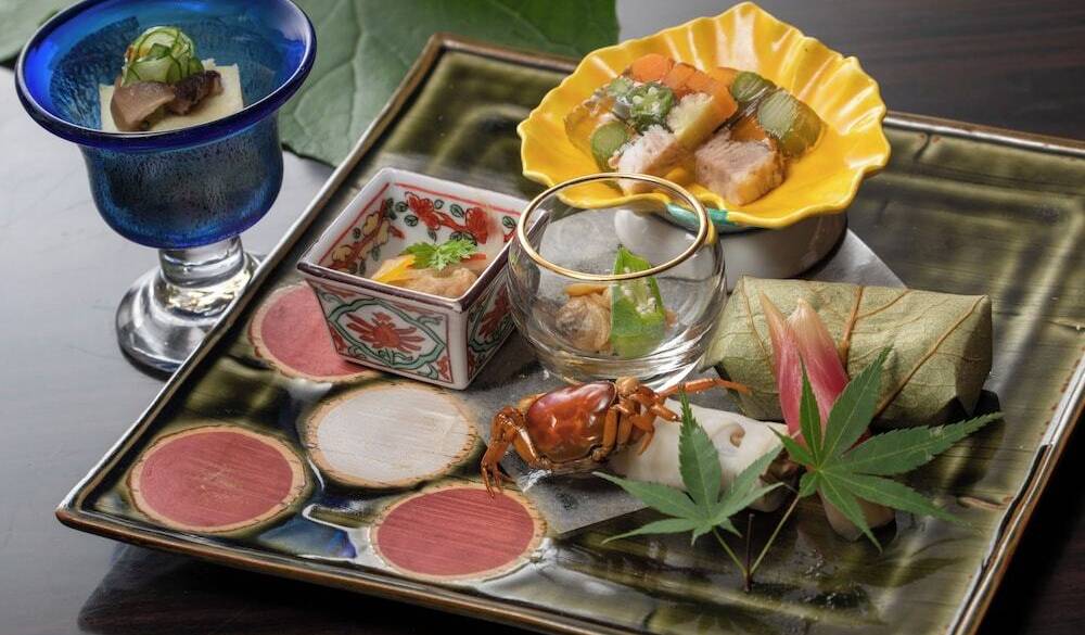 会席料理のメニュー例 / 2