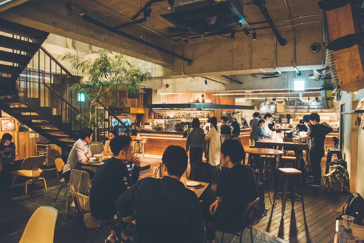 夜を楽しむバー&ダイニング3481581