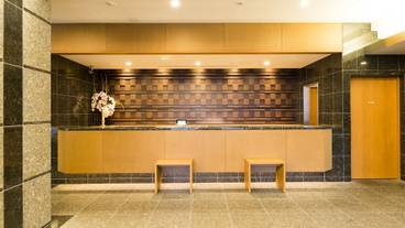 内部エントランス / 2