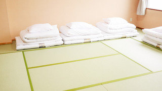 和室12畳・バストイレ付き　禁煙