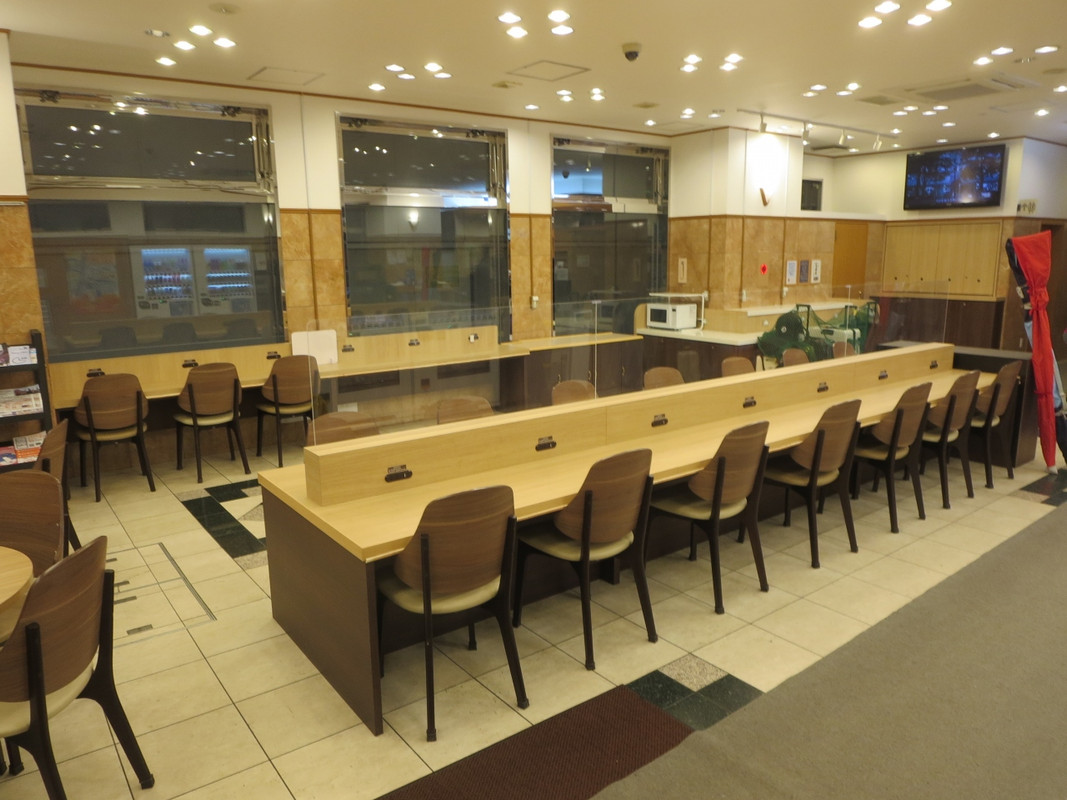 朝食をいただく会場です。