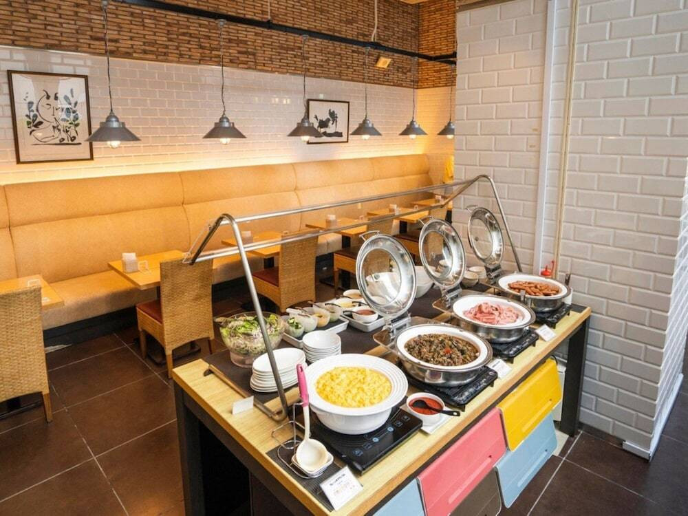 朝食ビュッフェ