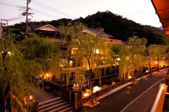 お部屋からの夜の眺め　一例