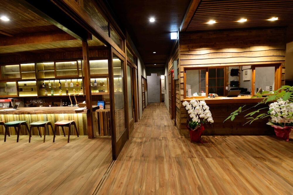 ロビーラウンジ