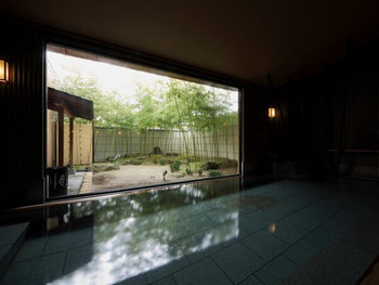 地産地消の本格会席で北海道の味覚を堪能3917083