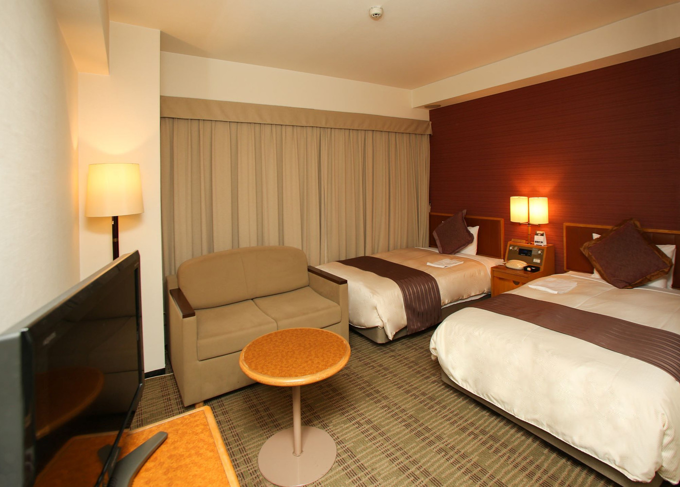 郷土料理も食べられる和洋バイキングが魅力！4089613