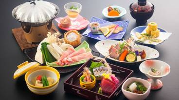 食事・飲み物 / 4