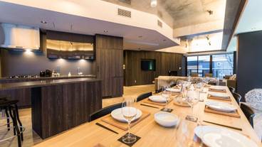 客室内のダイニングエリア / 36