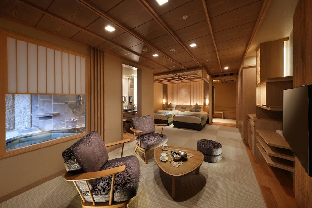 鬼怒川温泉トップの高さを誇る、「空中庭園露天風呂」で極上の癒やしを4262212