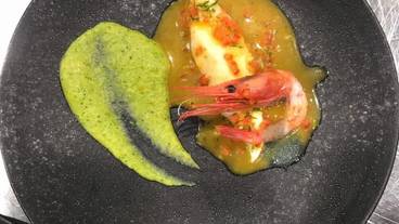 食事・飲み物 / 23