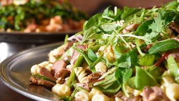 食事・飲み物 / 10