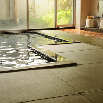 滑りにくい「畳風呂」あり！赤ちゃんや小さな子を連れて安心して入浴できる4262097