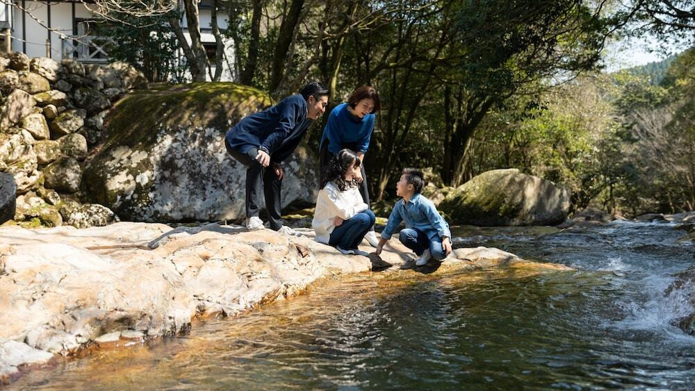四万十川源流の森に囲まれた一軒宿。さまざまな新しい体験を楽しむ4088597